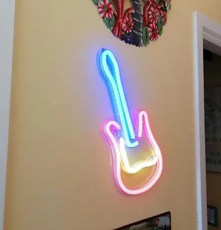 Glamour Near Yumbo Center Lägenhet